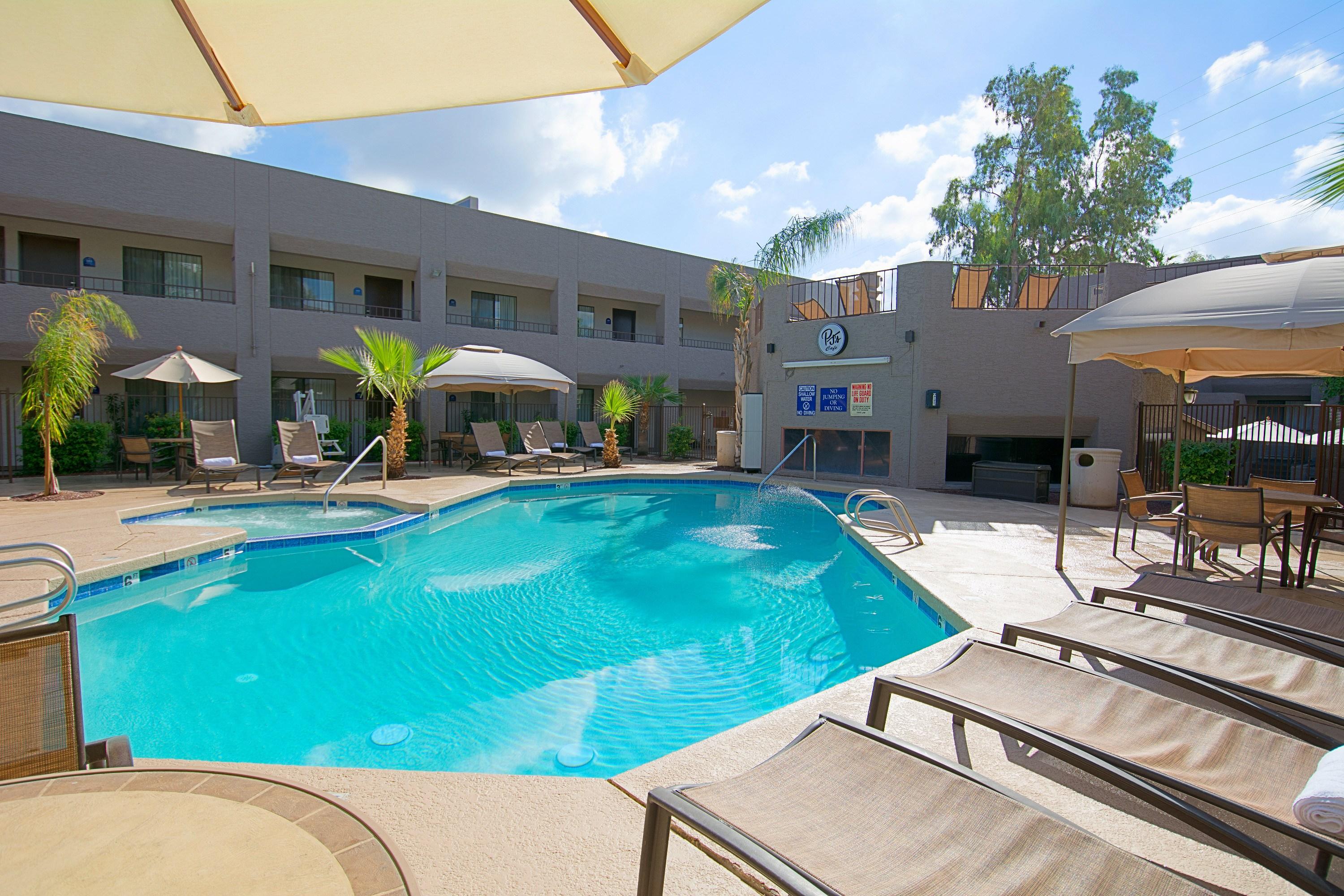 Hotel Tempe/Phoenix Airport Innsuites Hotel & Suites Экстерьер фото