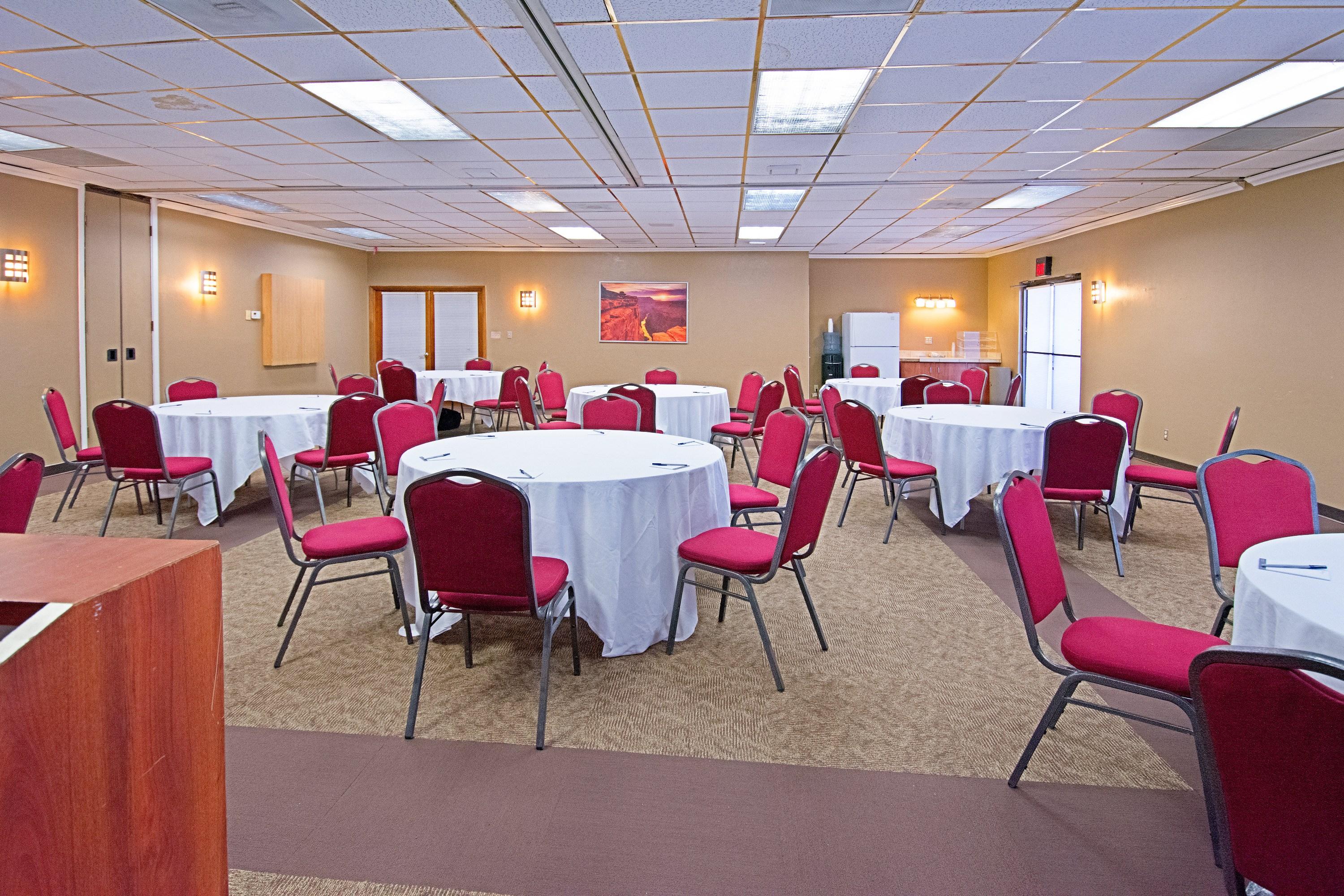 Hotel Tempe/Phoenix Airport Innsuites Hotel & Suites Экстерьер фото