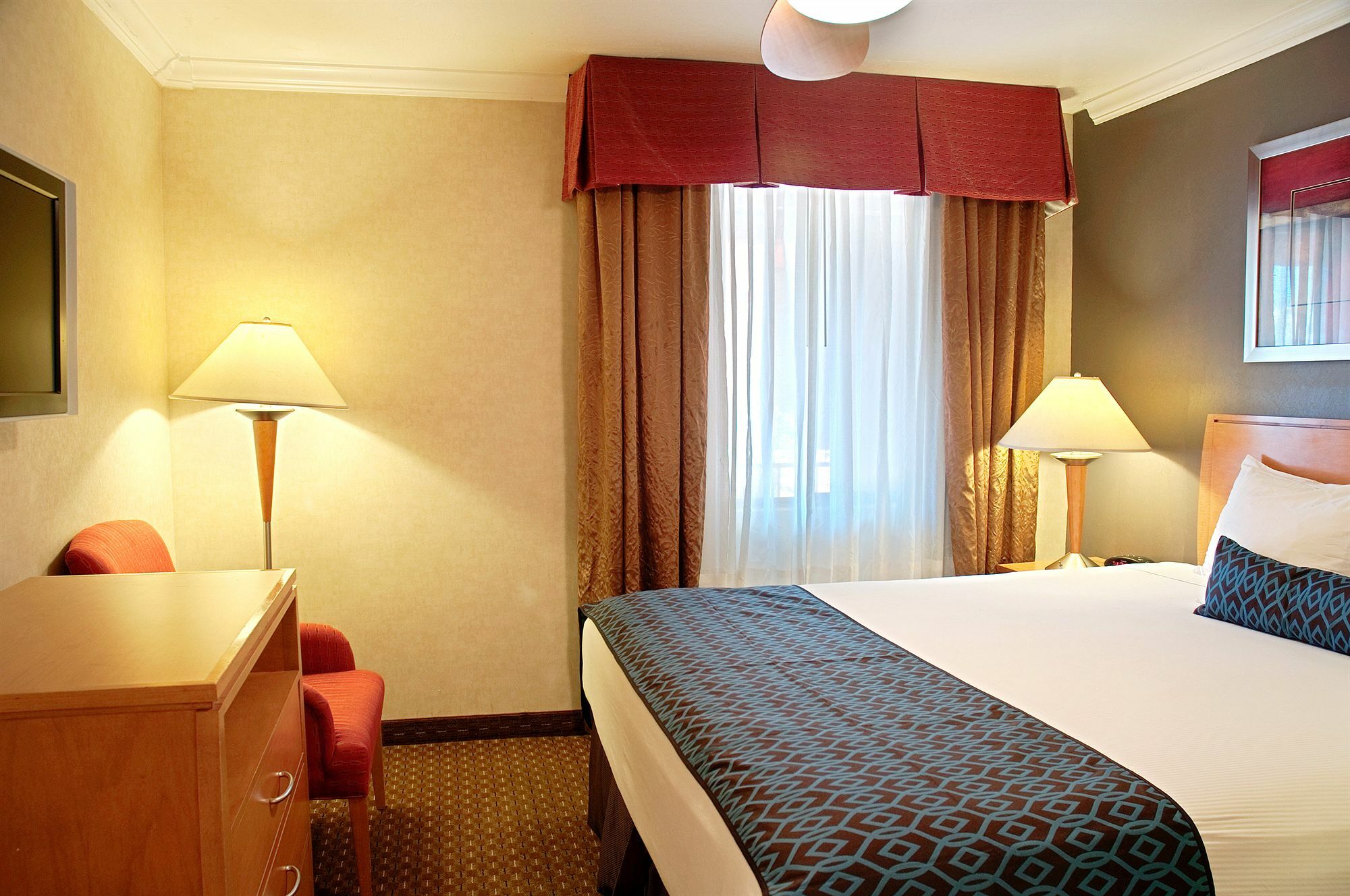 Hotel Tempe/Phoenix Airport Innsuites Hotel & Suites Экстерьер фото